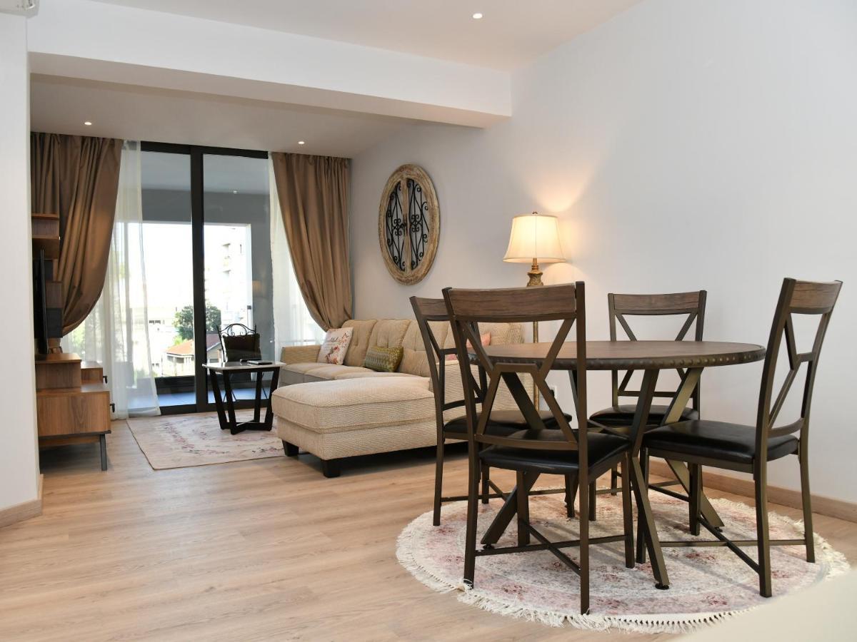 Aparthotel Baz Tower Nicosia