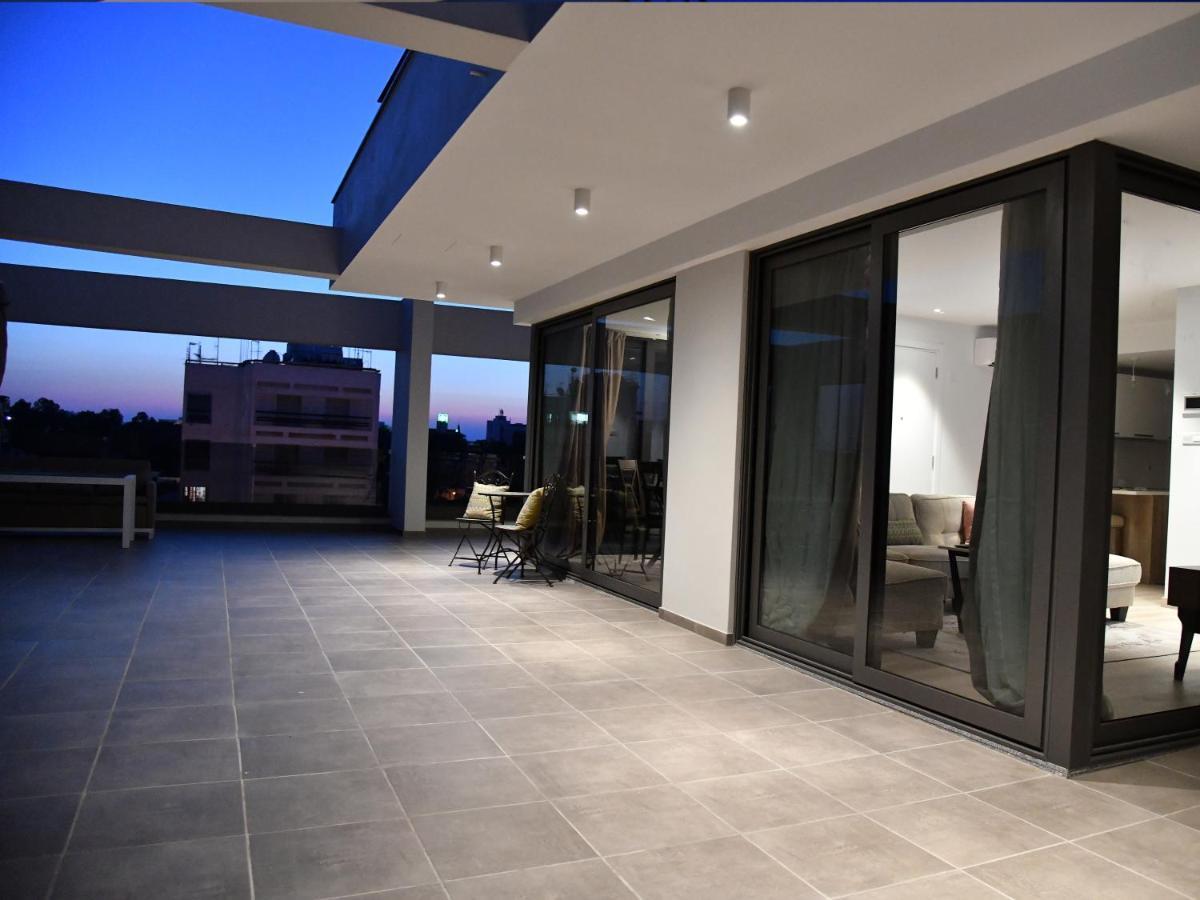Baz Tower 3*